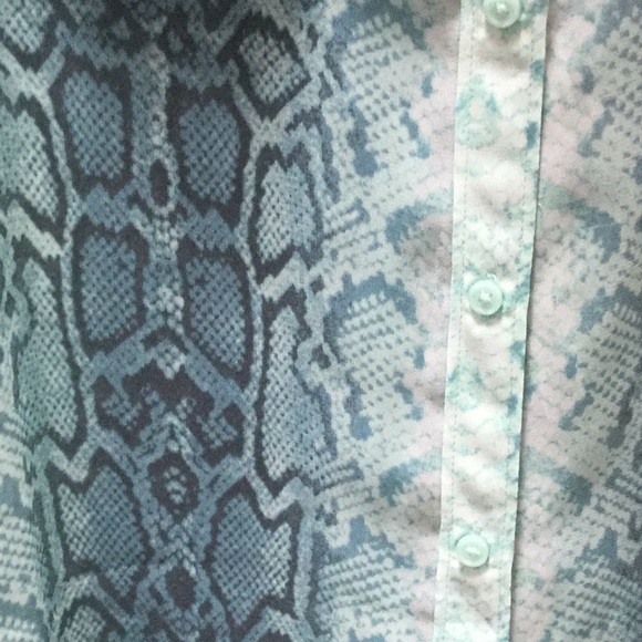 Blouse - Picture 3 of 3